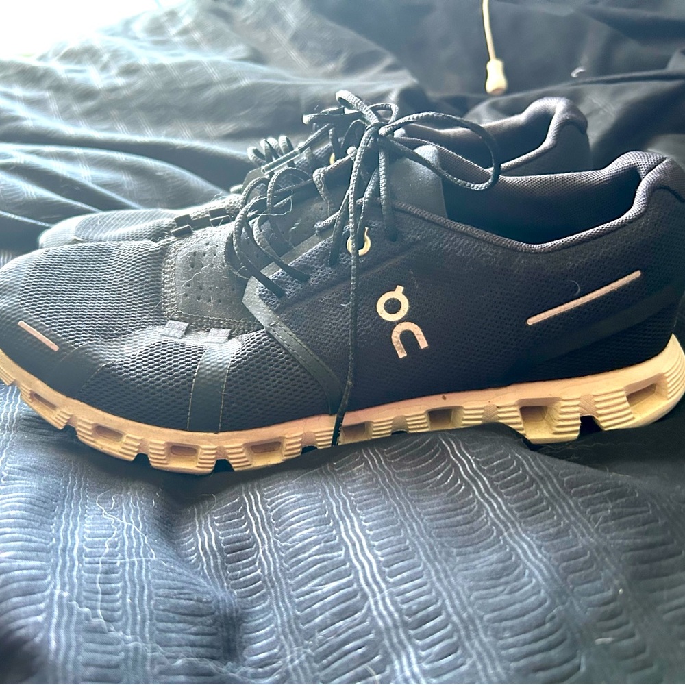 Men’s On Running  cloud 5